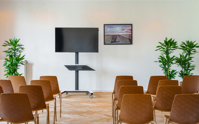 Breeze meeting room